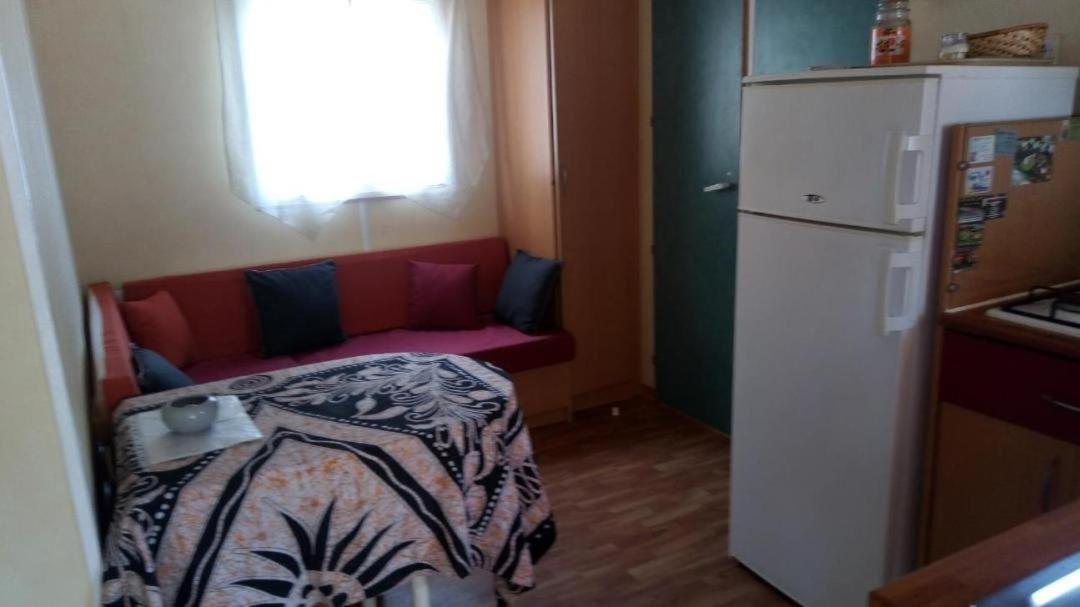Mobilhome 4/5 P /Gorges Du Verdon / Tout Equipe / / Tout Confort / Refait A Neuf / Lac De Ste Croix A Proximite Sainte-Croix-de-Verdon Exterior foto